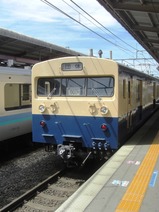 写真20クモユニ号塩尻駅