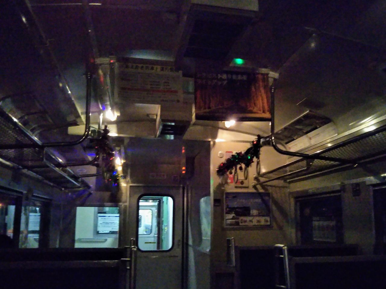 道南いさりび鉄道 夜景列車 13番まどぐち 道南いさりび鉄道 夜景列車 13番まどぐち