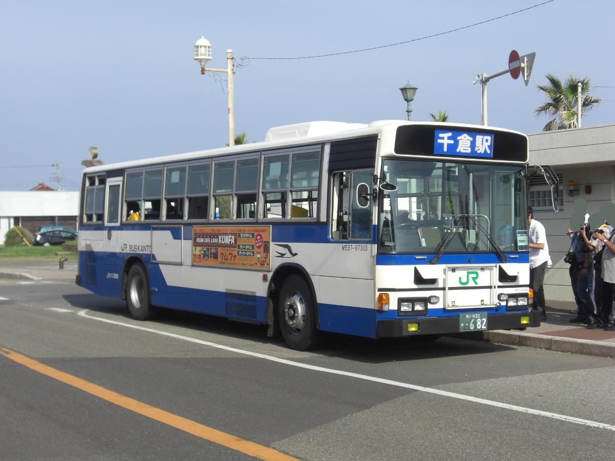 JRバス関東 リバイバル国鉄バス豊房線・千倉線 : 13番まどぐち