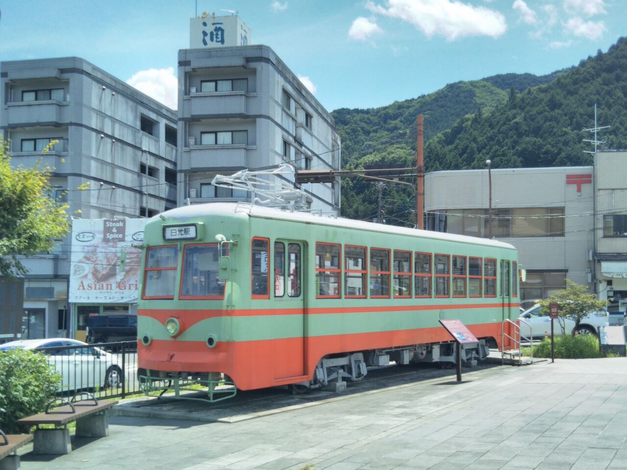 東武鉄道 日光軌道線 : 13番まどぐち