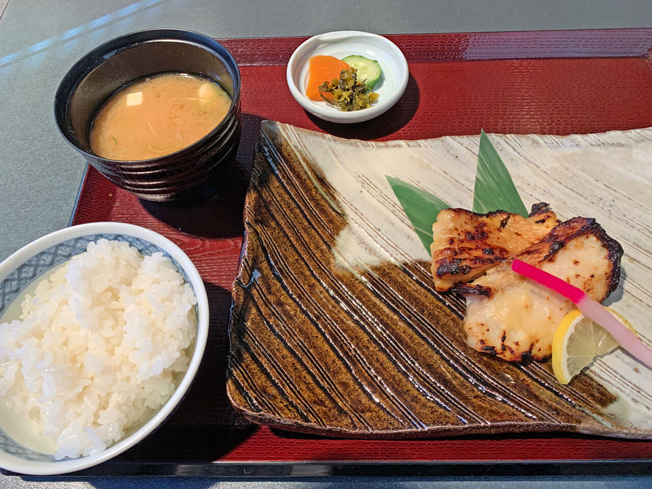 ご紹介 目抜け鯛西京焼き ご飯セット １０ ３１ 日 本日営業 １１時 ２２時 15 17時中休み 川越 和食処まどい のブログ
