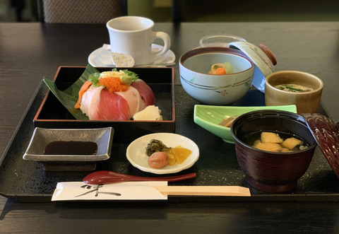 海鮮ちらし御膳4