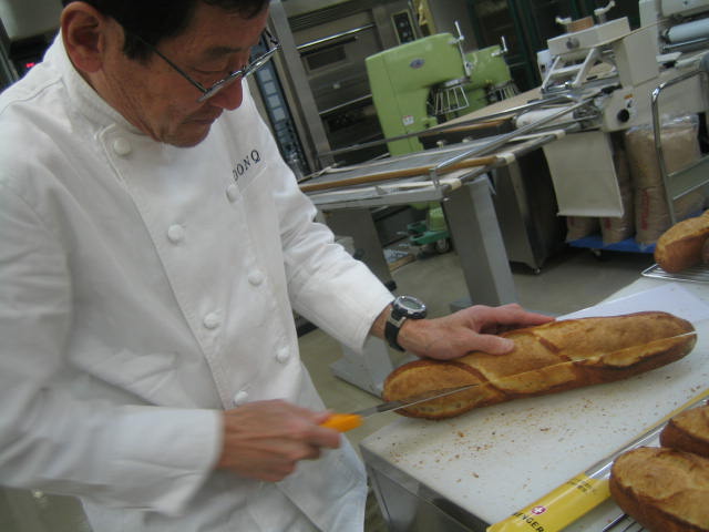 N43° 仁瓶利夫氏 特別講演会 : Bon Pain! N43° 仁瓶利夫氏 特別講演会 : Bon Pain!