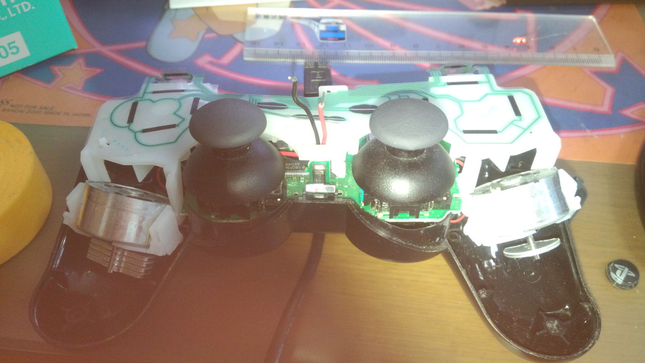 Ps3コントローラ Dualshock3のpsボタンを光らせよう 通のブログ Ps3コントローラ Dualshock3のpsボタンを光らせよう 通のブログ