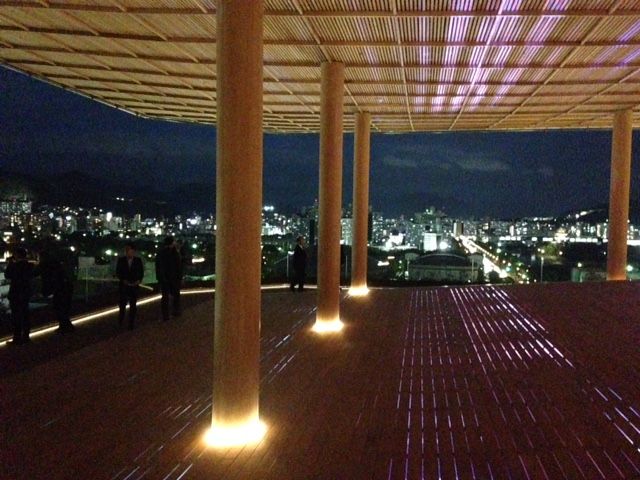 おりづるタワー 本日 グランドオープン マエダハウジング前田の 昨日より 今日はきっとよくなる