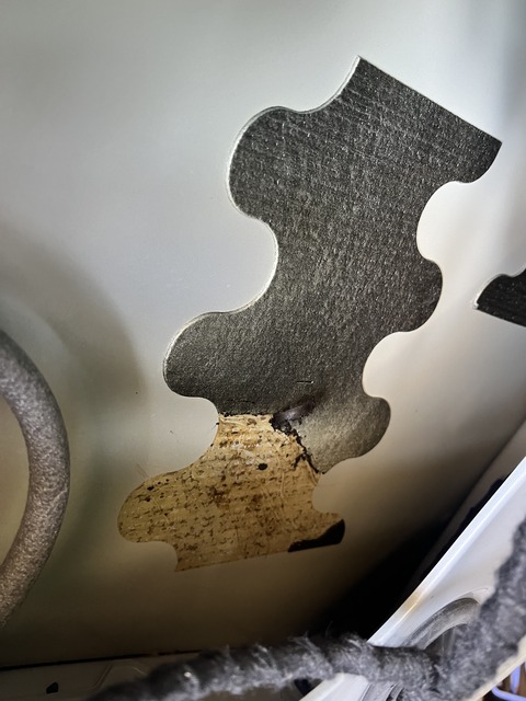 76177AA7-544E-445A-A797-F8E55AEDC97B