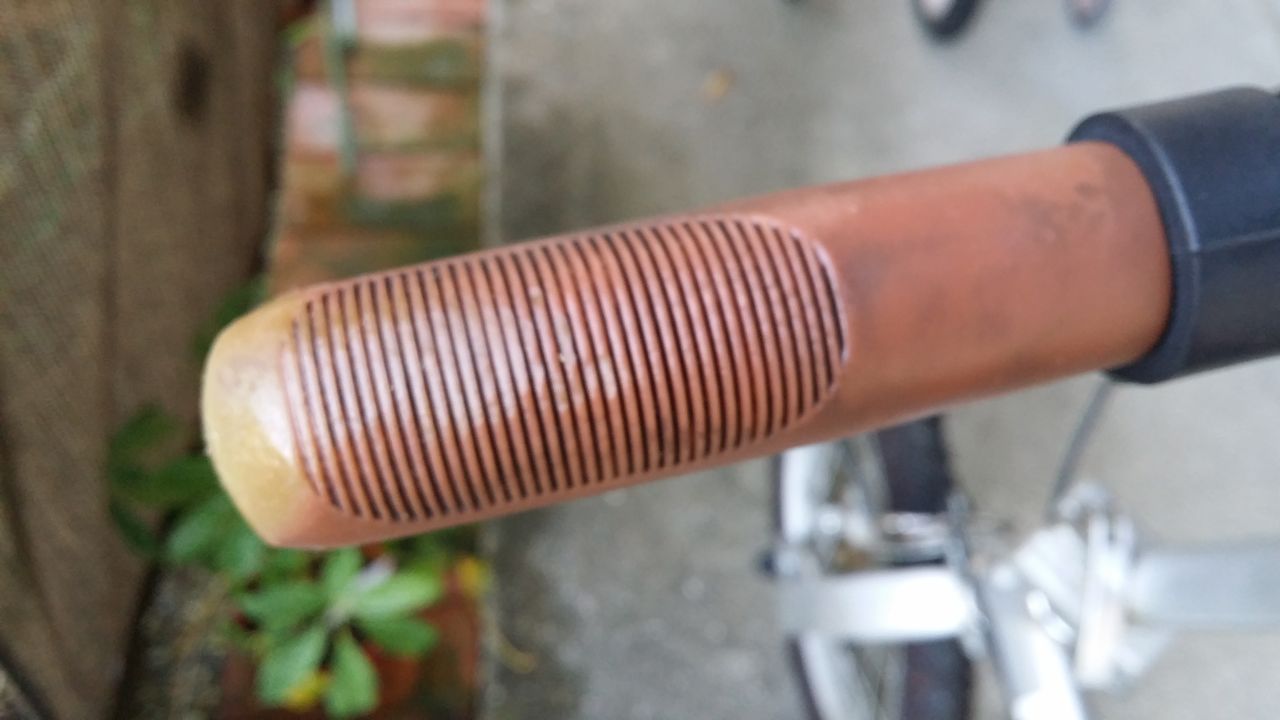 自転車 グリップ 子供 用 100 均