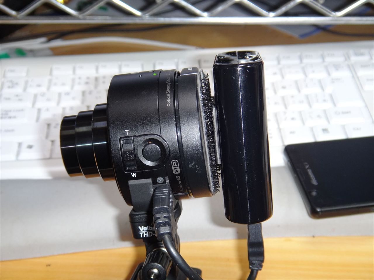 レンズスタイルカメラDSC-QX10のバッテリーの容量増大法 : ぼんやり
