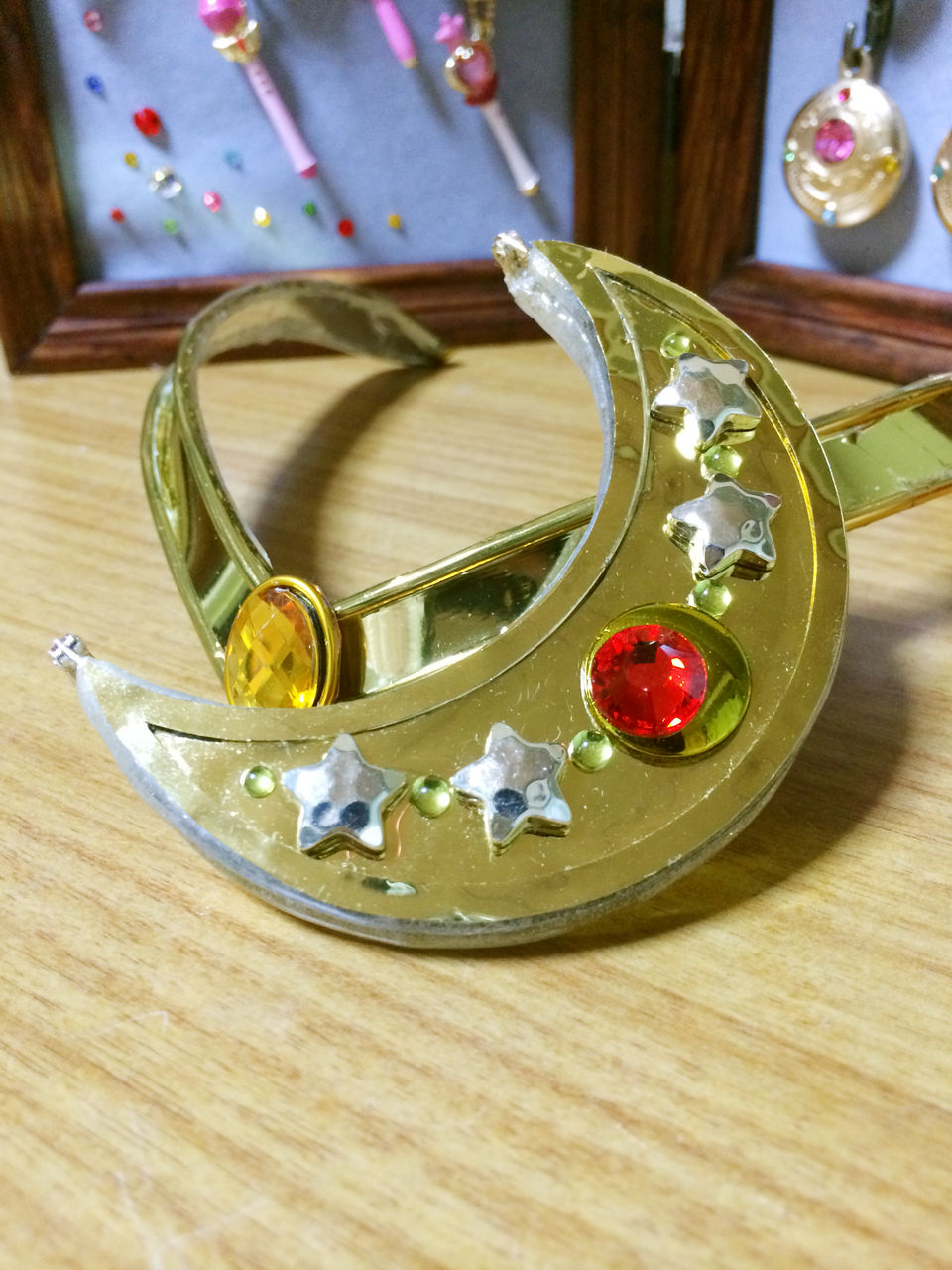セーラーvの三日月コンパクト Magishi Catalogo セーラーvの三日月コンパクト Magishi Catalogo