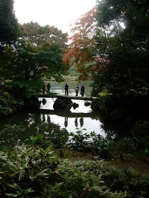 六義園・芦辺茶屋跡