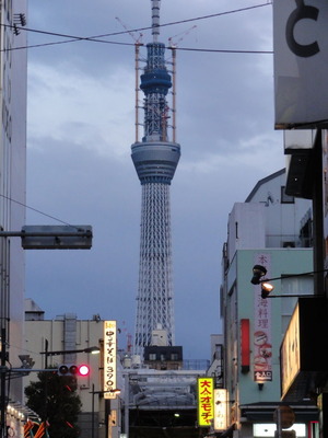西浅草から見るスカイツリー