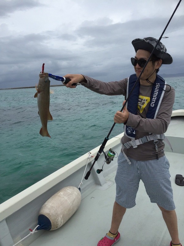 11284487-F7D9-472A-98A0-C9C4D6620405