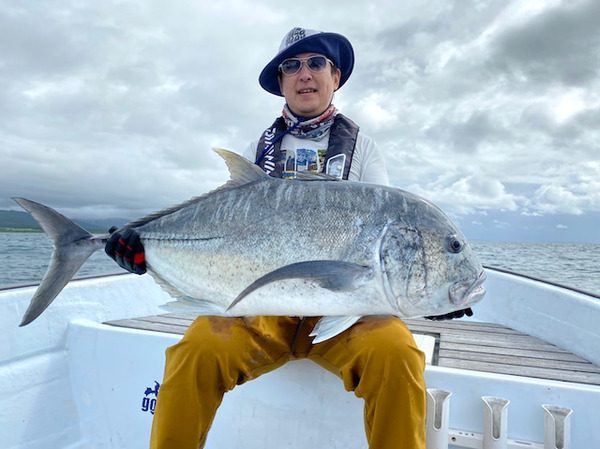 F287EC5C-DA24-4C26-B1F2-FE65C9311662