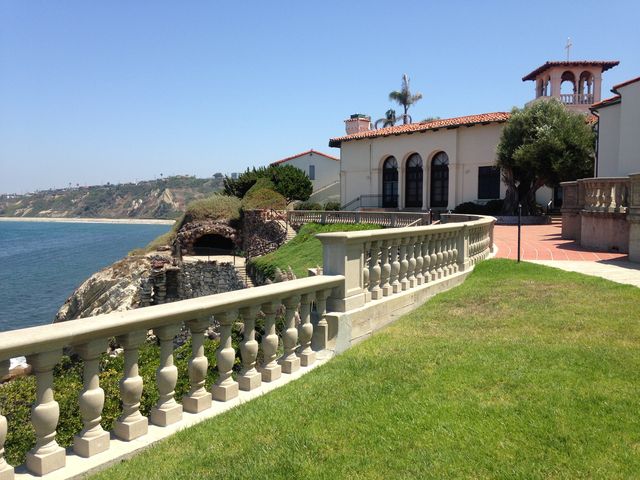 ガラスの教会だけじゃない ロサンゼルスの海辺の教会 Neighborhood Church まぐやまのロサンゼルス生活日記