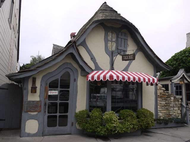 アメリカ西海岸旅行５ カーメルミッションとカーメル バイ ザ シーの可愛いお店たち まぐやまのロサンゼルス生活日記