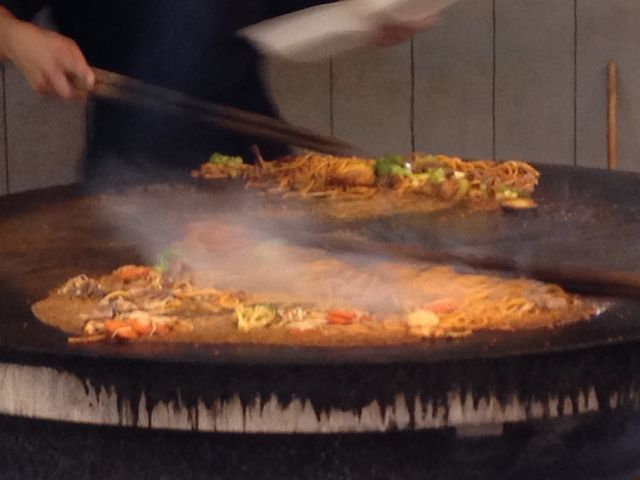 トーランス デルアモのモンゴリアンbbqで大盛り焼きそば まぐやまのロサンゼルス生活日記