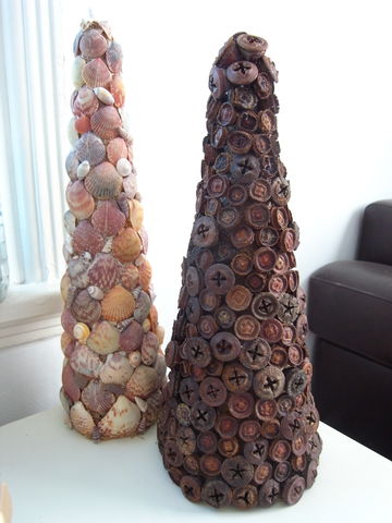 カリフォルニア流クリスマスコーン製作 貝や木の実など身近にあるもので まぐやまのロサンゼルス生活日記