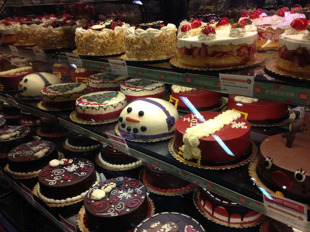 クリスマスケーキはホールフーズで まぐやまのロサンゼルス生活日記 クリスマスケーキはホールフーズで まぐやまのロサンゼルス生活日記