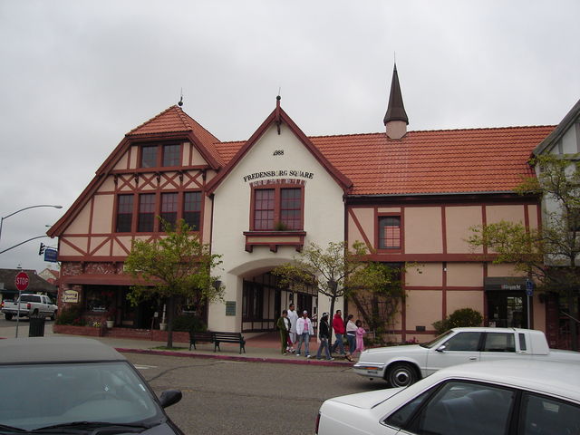 ロサンゼルスから日帰りで行かれるデンマーク村 ソルバング Solvang まぐやまのロサンゼルス生活日記 ロサンゼルスから日帰りで行かれるデンマーク村 ソルバング Solvang まぐやまのロサンゼルス生活日記