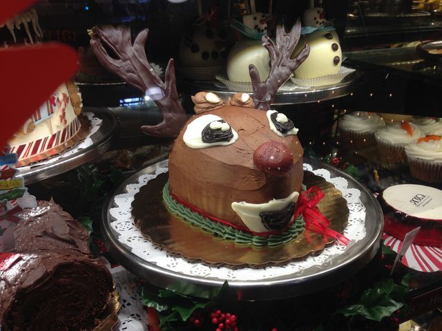 今年もクリスマスケーキはホールフーズ アメリカのケーキ屋にショートケーキが無い理由 Whole Foods まぐやまのロサンゼルス生活日記
