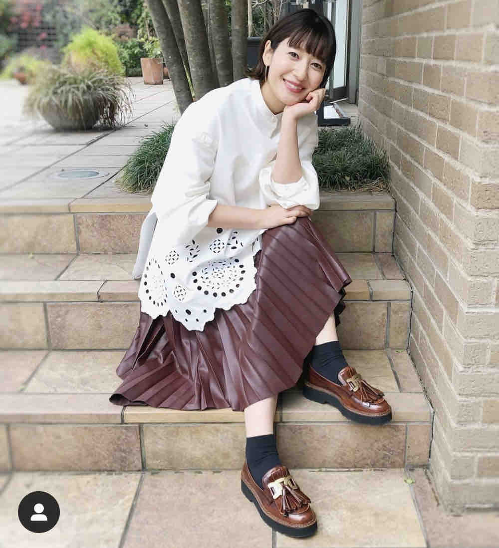 吉田明世アナ 桃ブログ