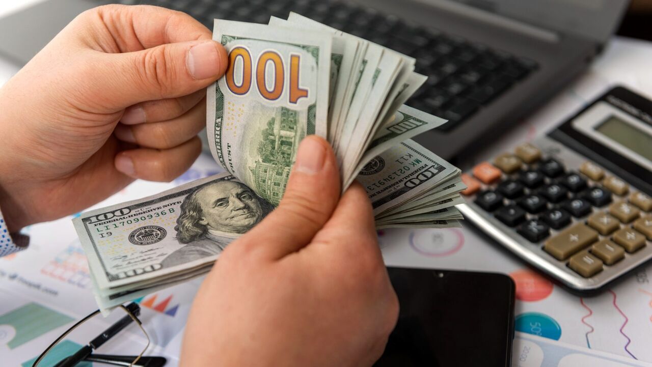 iStock-1303339829_cash-e1664913424735