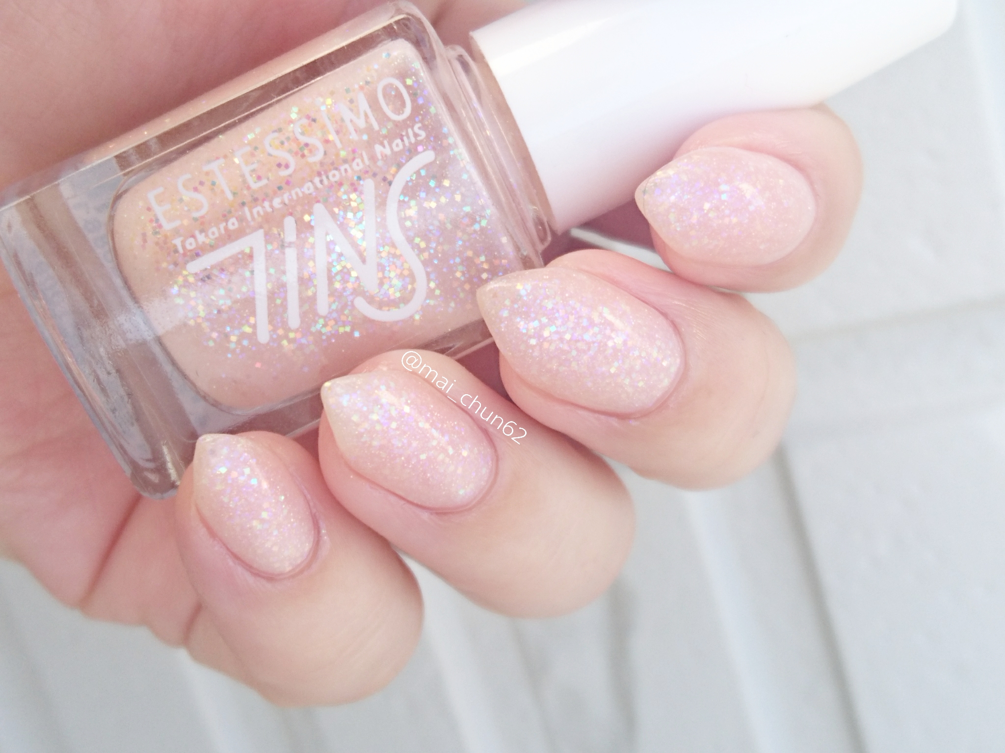 シンプルでキラキラなピンクネイル 気まぐれネイル日和