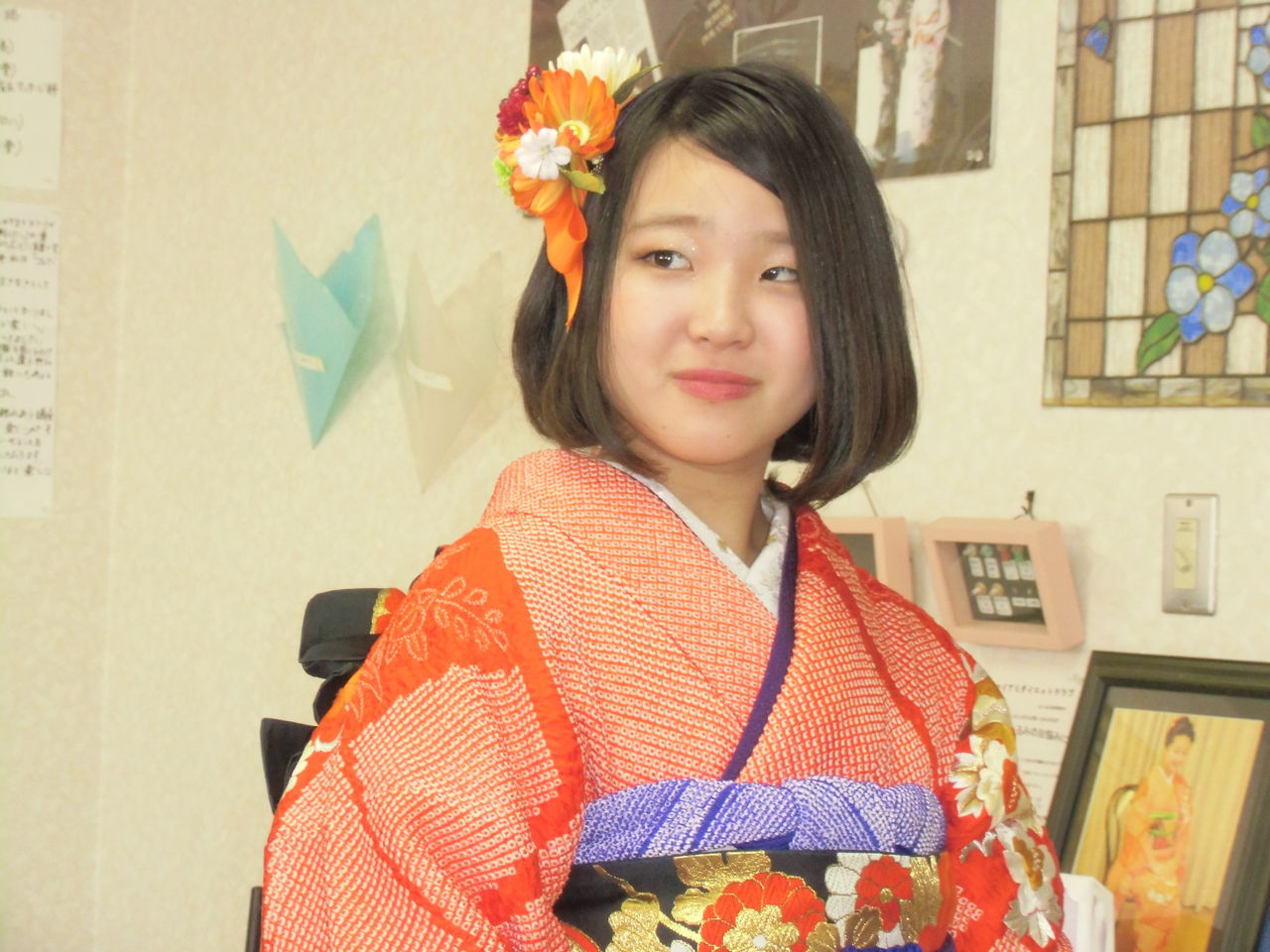 1月12日成人式 萌枝ちゃんが振袖姿を見せにわざわざまいあみに来てくれました まいあみ通信 1月12日成人式 萌枝ちゃんが振袖姿を見せにわざわざまいあみに来てくれました まいあみ通信