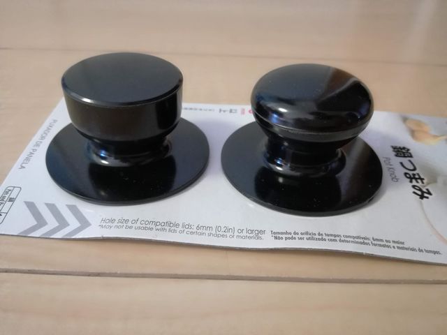 100均 鍋の蓋が壊れて困った 鍋つまみで簡単に修理出来ました 転勤家庭のこんな暮らし 100均 鍋の蓋が壊れて困った 鍋つまみで簡単に修理出来ました 転勤家庭のこんな暮らし