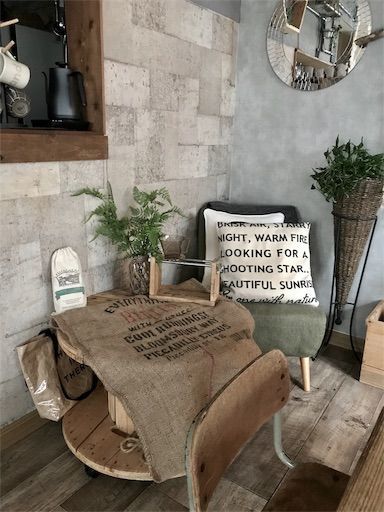 カフェ風インテリア　インダストリアルインテリア　賃貸インテリア　賃貸DIY