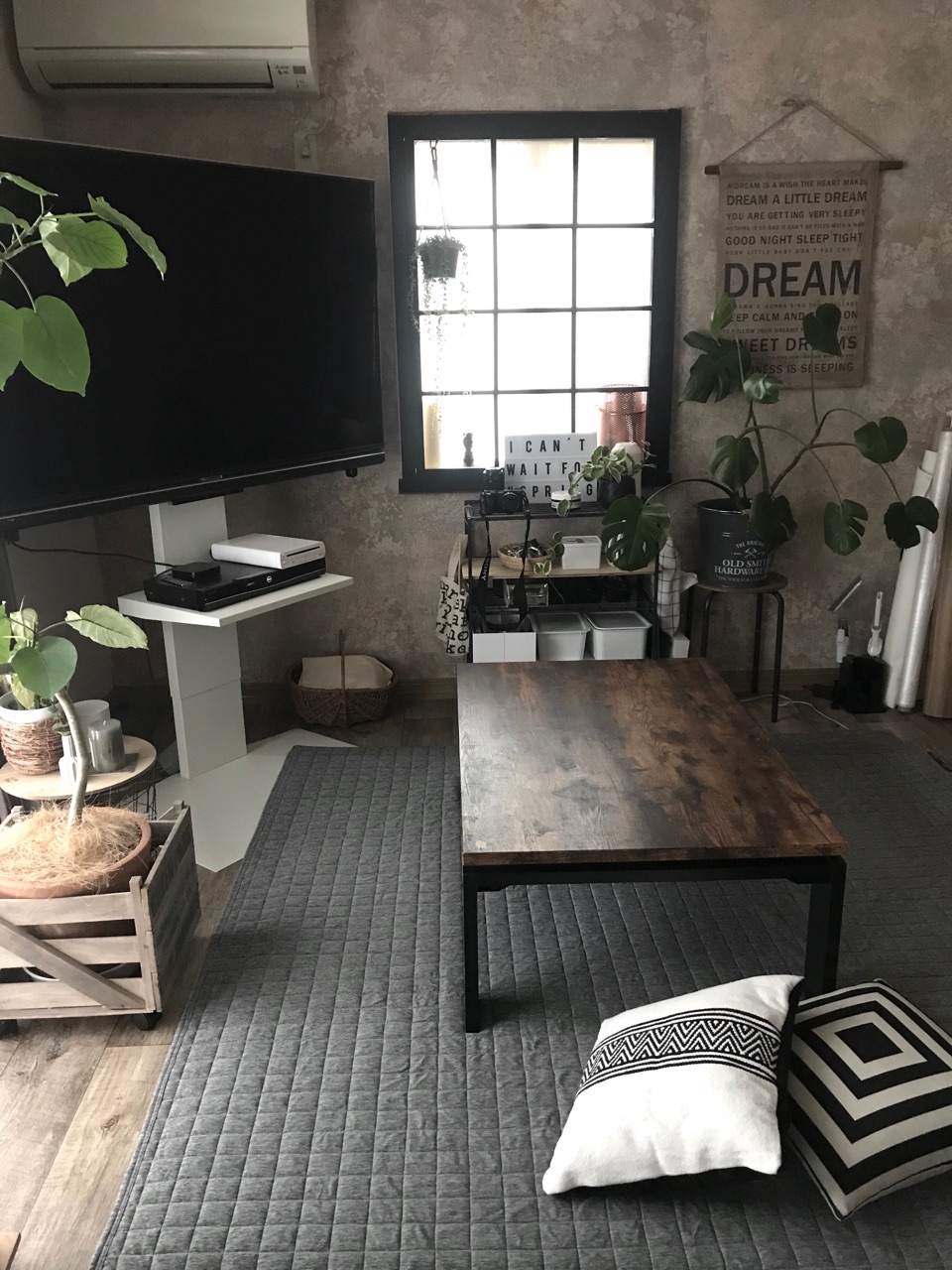 ニトリのローテーブルの天板をリメイクしてみました Maikostyle Powered By ライブドアブログ