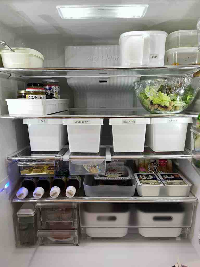 ダイソー １００均ですき間を有効活用できる便利な冷蔵庫収納トレーがついに出た Maikostyle Powered By ライブドアブログ
