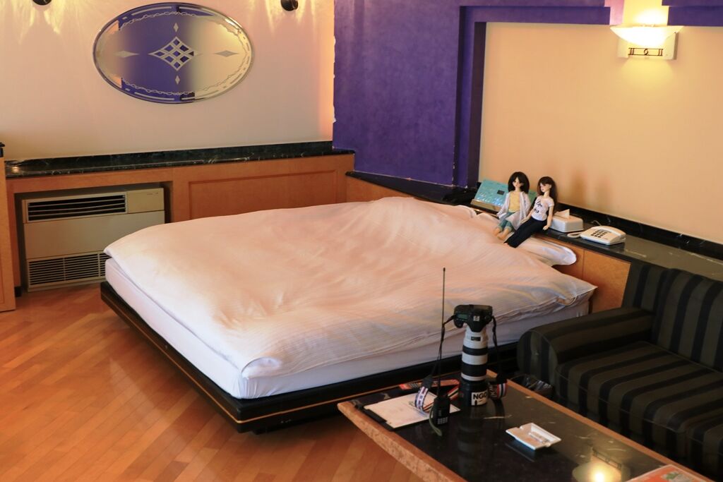 ラブホテル 旅するドール