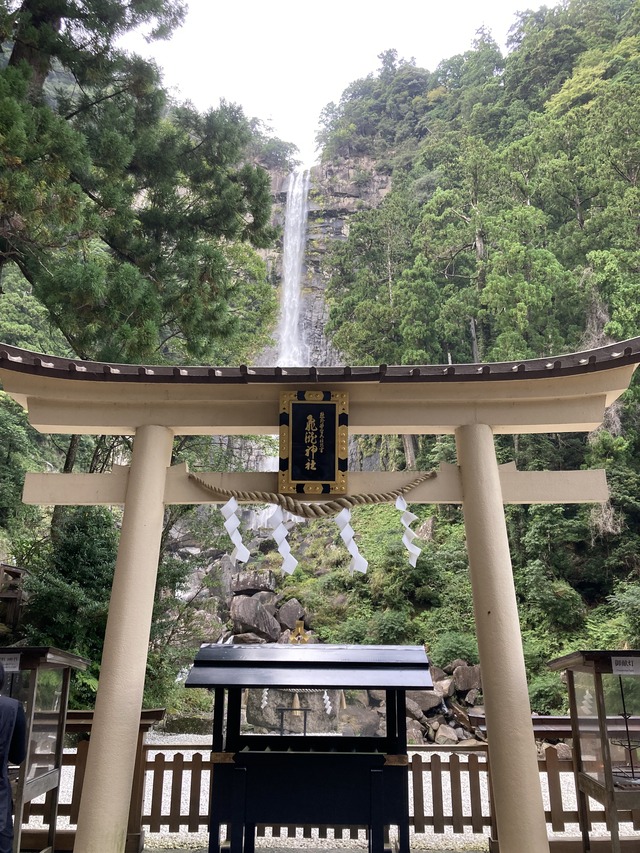 飛龍神社と那智大滝