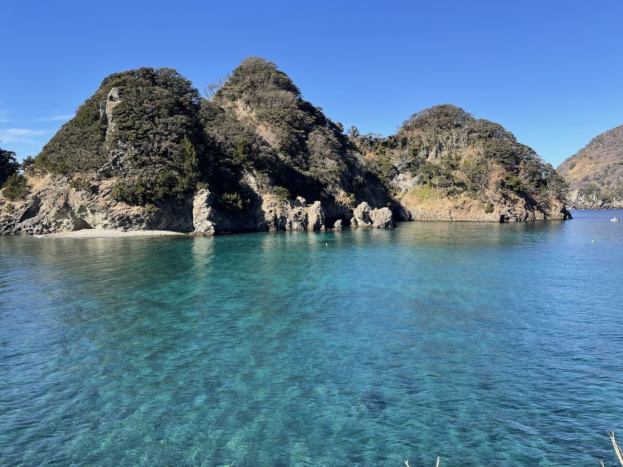 上野ひろみと行く! 伊豆・子浦日和山と燈明ガ崎、室岩洞 風待ち港の