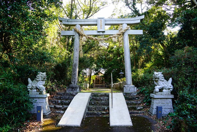 写真6　志々伎神社