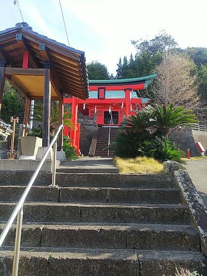 4諸石神社