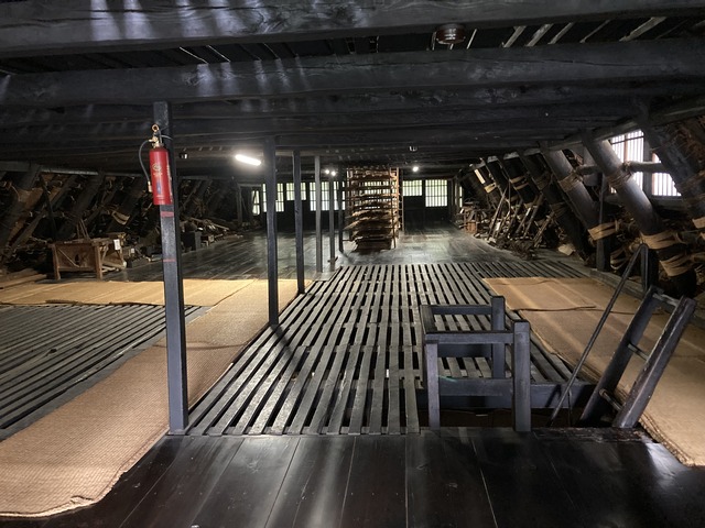 2昔は、養蚕の作業場