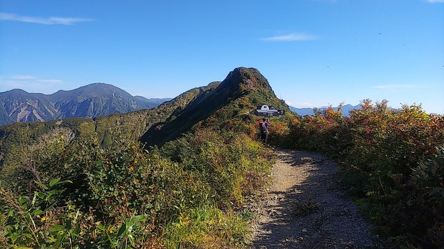 4千本檜小屋と地蔵岳