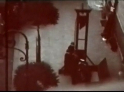 B 閲覧注意 閲覧注意 本物のギロチン処刑動画 1939年 がめっちゃ怖い マジキチ速報 ２ちゃんねるまとめブログ