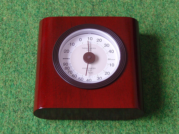 天然木のシックな外観 日本製で高精度 エンペックス 温度湿度計 Tm 646 真面目にレビューするブログ
