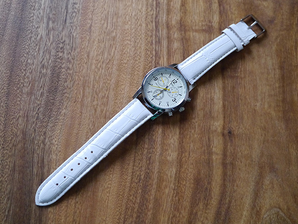 アマゾンで買った安物腕時計 真面目にレビューするブログ