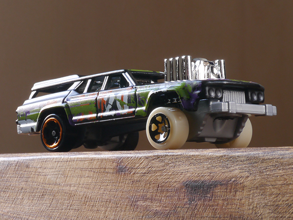 Amazon.com: Hot Wheels 2022 - Cruise Bruiser - HW Wagons 3/5