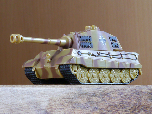 戦車　陶器　デフォルメ 戦車 陶器 デフォルメ