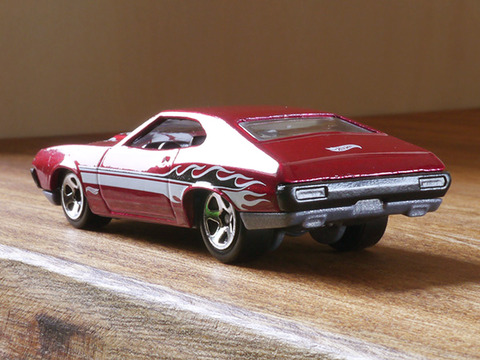 Hot-Wheels-'72-Ford-Gran-Torino-Sport (4)