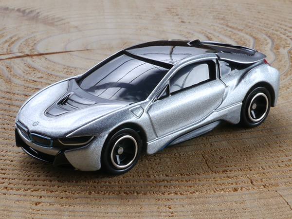 トミカ No.17 BMW i8 : ミニカーのレビューブログ2