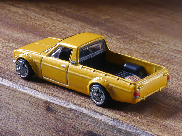 ホットウィール '75ダットサン・サニー・トラック : ミニカーの