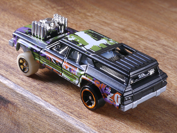 ホットウィール クルーズ・ブルーザー : ミニカーのレビューブログ2