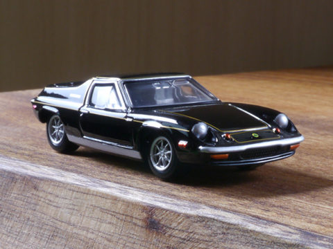 tomica-lotus-europa