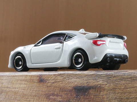 tomica-toyota-86 (3)